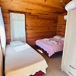 Domek letniskowy Fullmoon Camp *